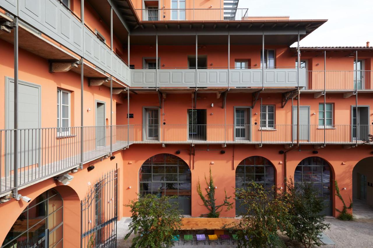 Combo Milano Hostel Exterior photo